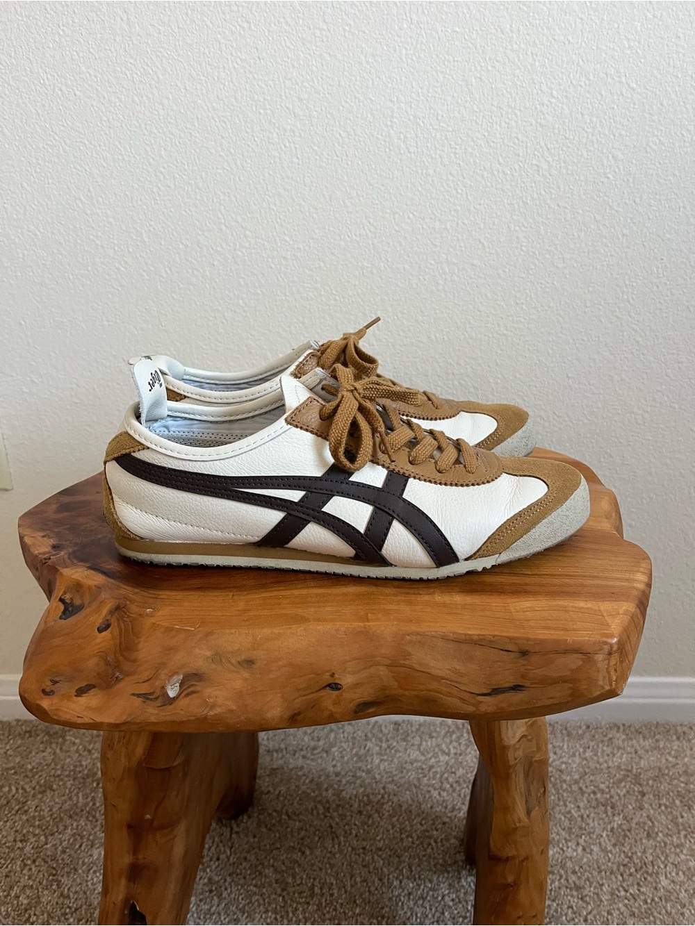 Onitsuka Tiger Brown & White Mexico 66 Sneaker - Picture 3 of 5